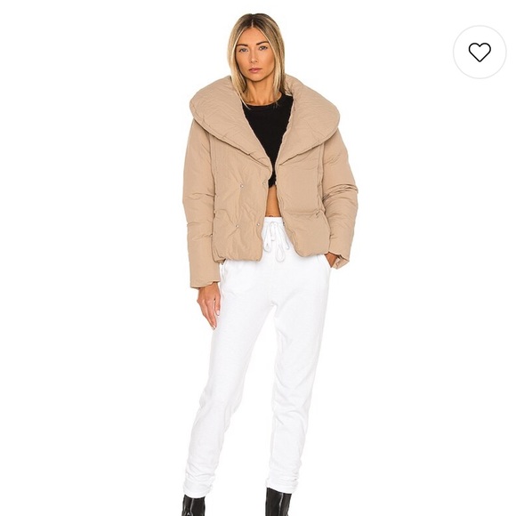 🆕 Revolve/Lovers and Friends Puffer Jacket - Picture 2 of 2